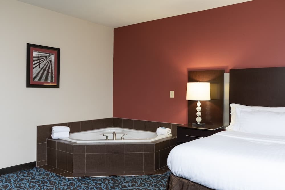 Holiday Inn Express Hotel & Suites New Philadelphia by IHG gallery photo in New Philadelphia, OH — image 19