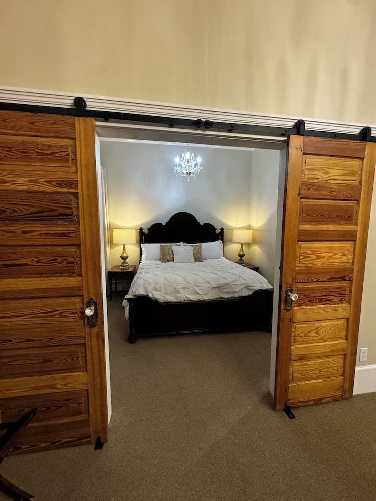 The Osceola Hotel and Event Center interior in Donalsonville, GA — gallery photo 2