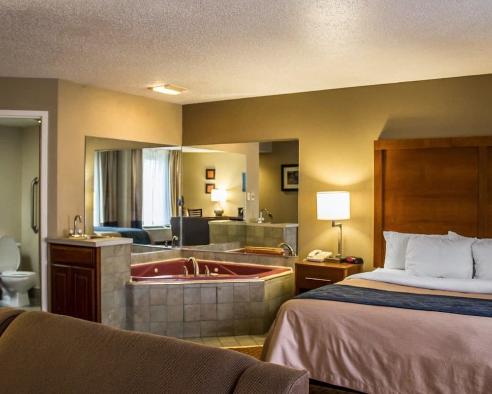 Quality Inn Akron South gallery photo in Akron, OH — image 25