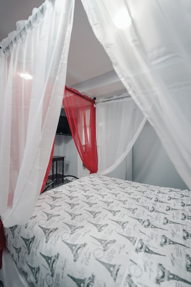 Hudson Hideaway - 3BD NYC Access property views in North Bergen — gallery photo 3