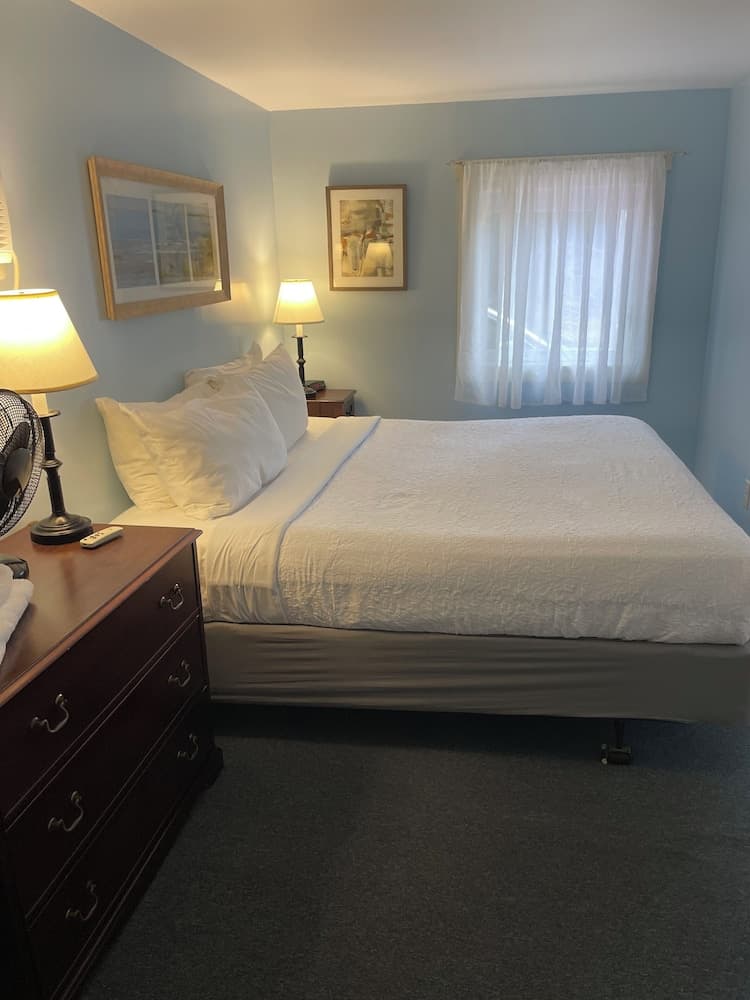 Elmwood Motor Court property views in Old Orchard Beach — gallery photo 3