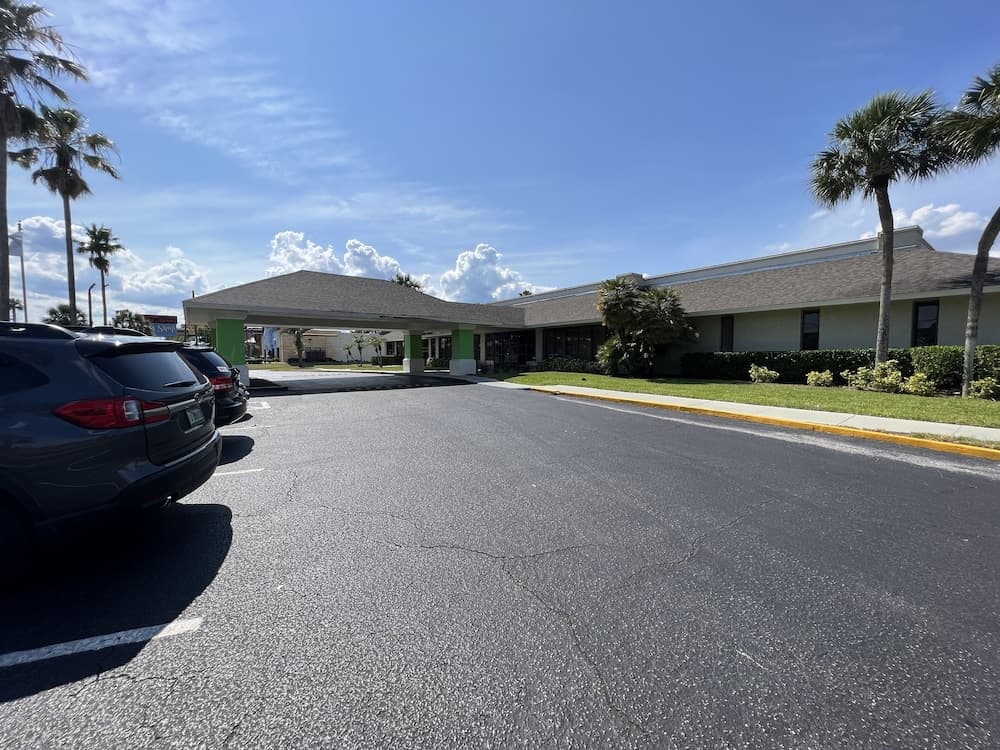 Orlando Vacation Rooms featured exterior or lobby in Kissimmee, FL — similar hotel