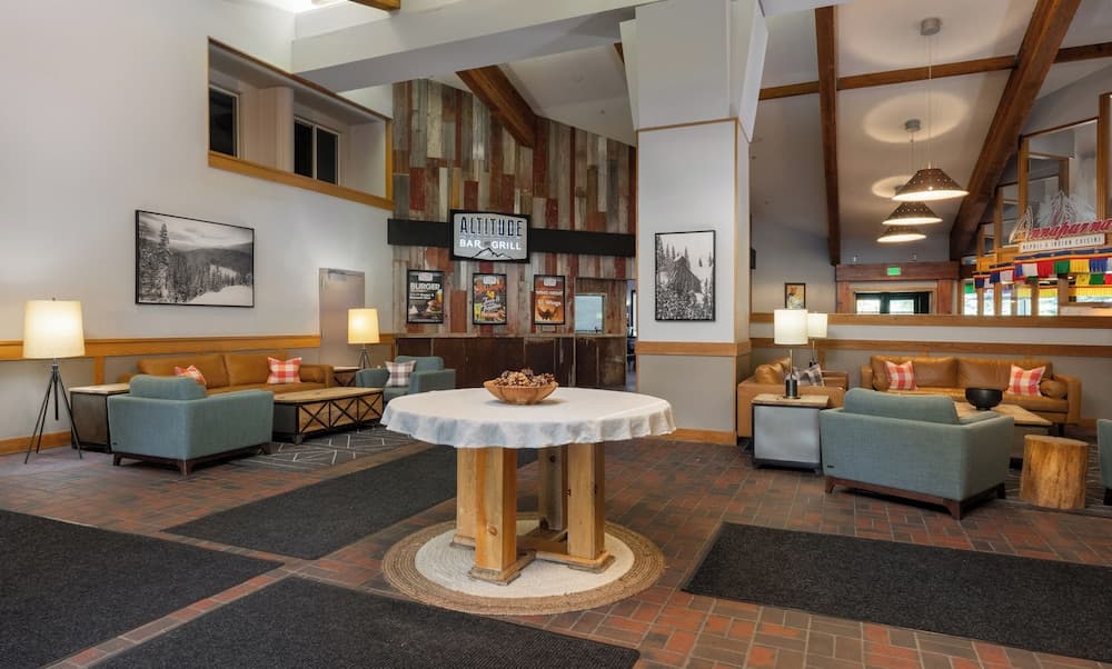Evergreen Lodge at Vail property views in Vail, CO — gallery photo 3