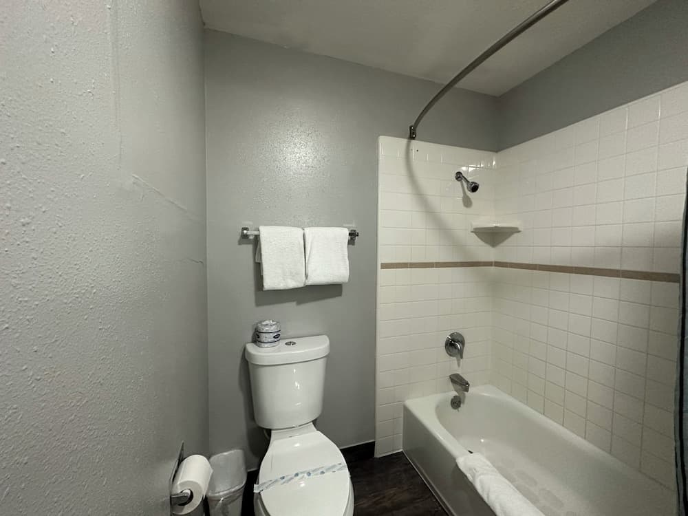 Lake Ridge Hotel property views in South Lake Tahoe, CA — gallery photo 3