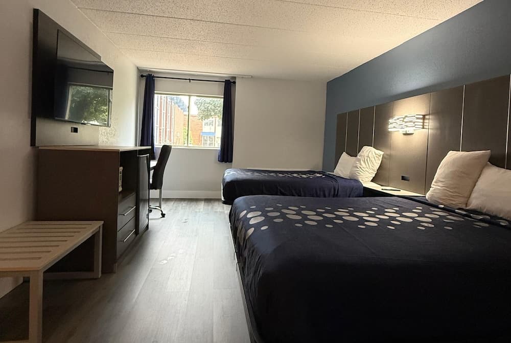 Coratel Inn and Suites La Crosse gallery photo in La Crosse, WI — image 11
