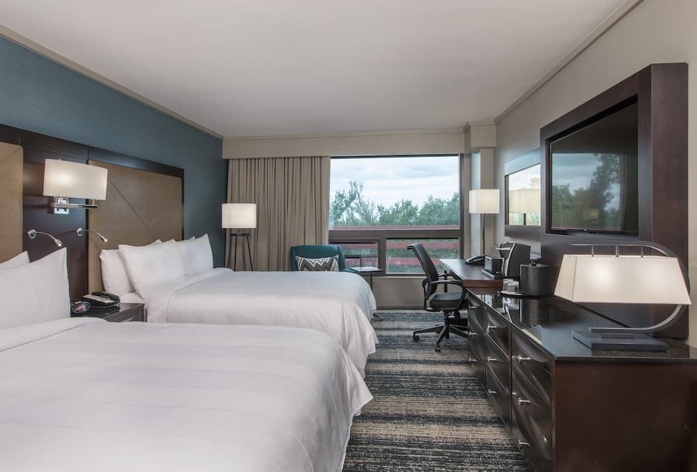 Boston Marriott Burlington property views in Burlington — gallery photo 3