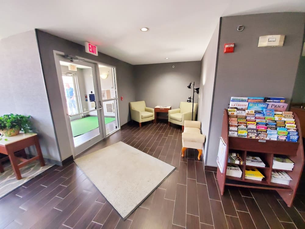 Americas Best Value Inn & Suites Racine property views in Mount Pleasant, WI — gallery photo 3