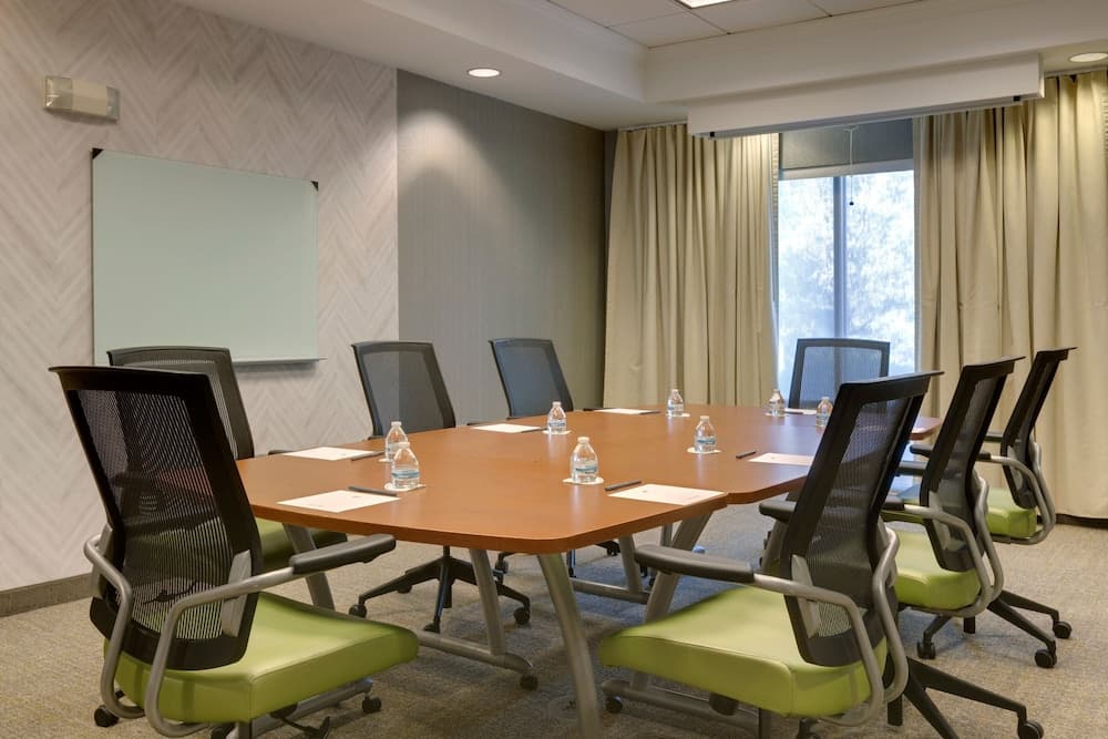 SpringHill Suites by Marriott Newark Liberty International gallery photo in Newark, NJ — image 40