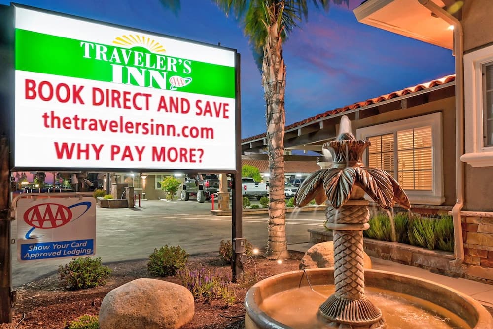 Traveler's Inn featured exterior or lobby in Williams, CA — similar hotel