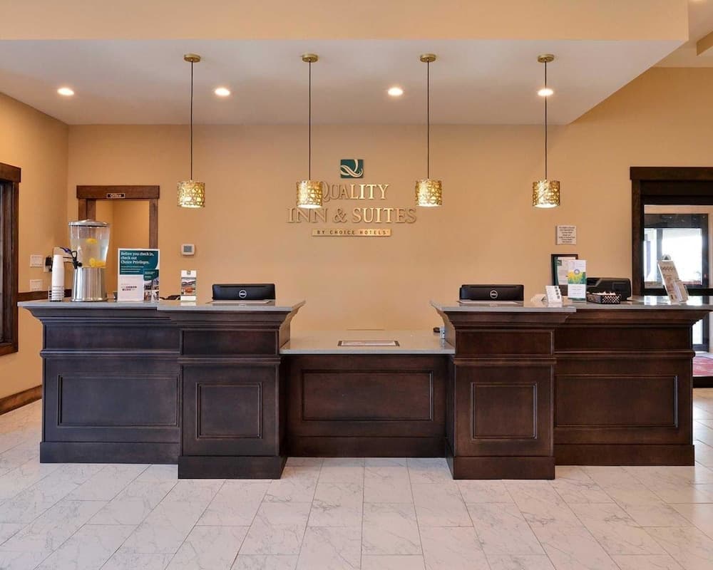 Quality Inn & Suites Tacoma - Seattle property views in Tacoma, WA — gallery photo 3