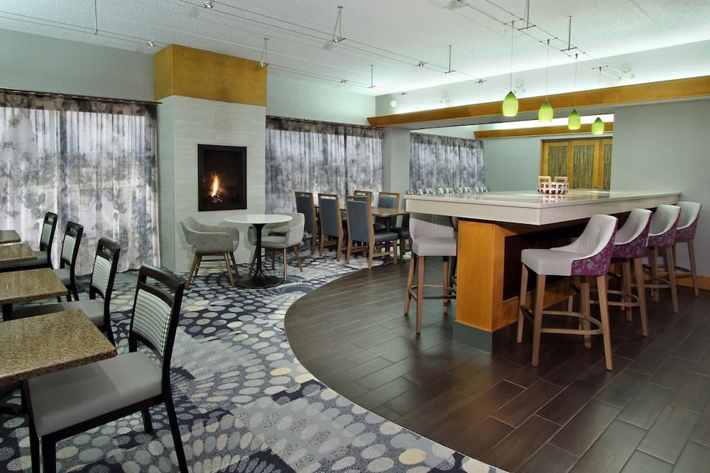Hampton Inn Hagerstown-I-81 gallery photo in Hagerstown, MD — image 39