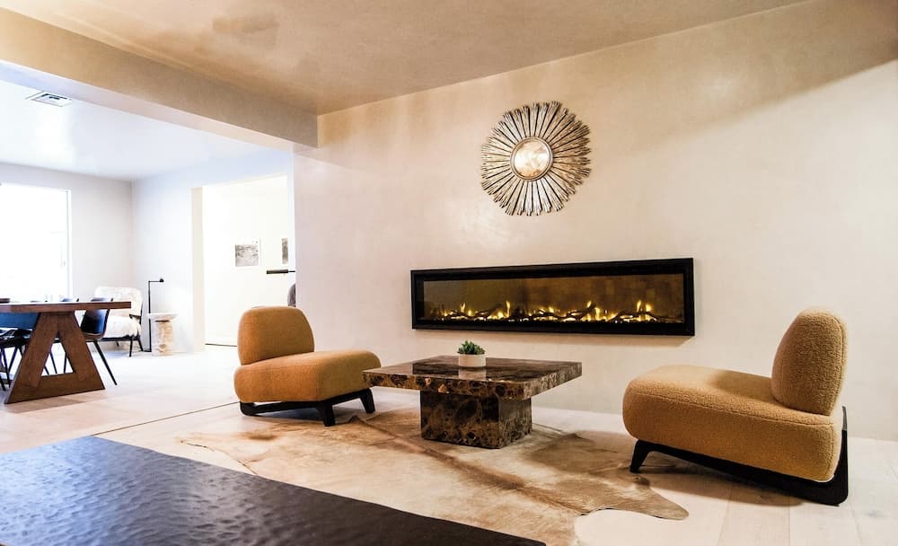 Palace Modern Hotel at the Plaza interior in Santa Fe, NM — gallery photo 2