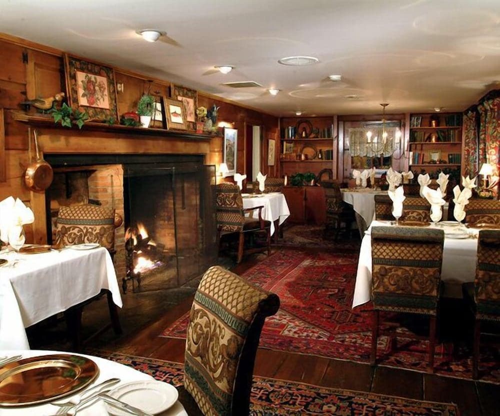 The Grand at Bedford Village Inn gallery photo in Bedford — image 79