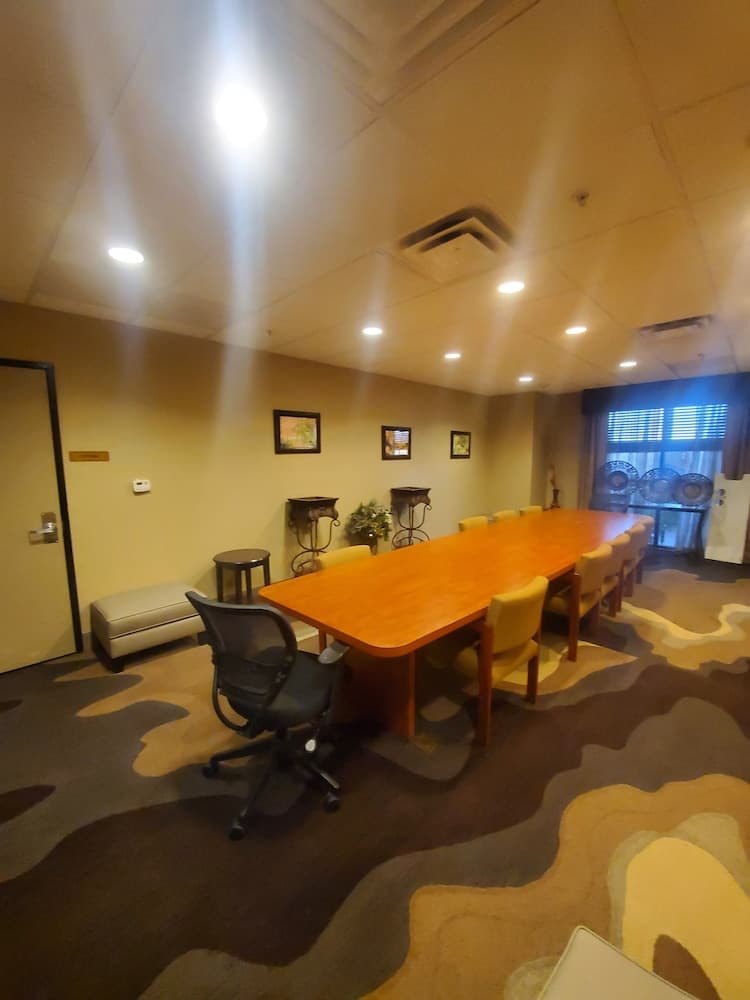 Spark by Hilton Phoenix East Mesa gallery photo in Mesa, AZ — image 4