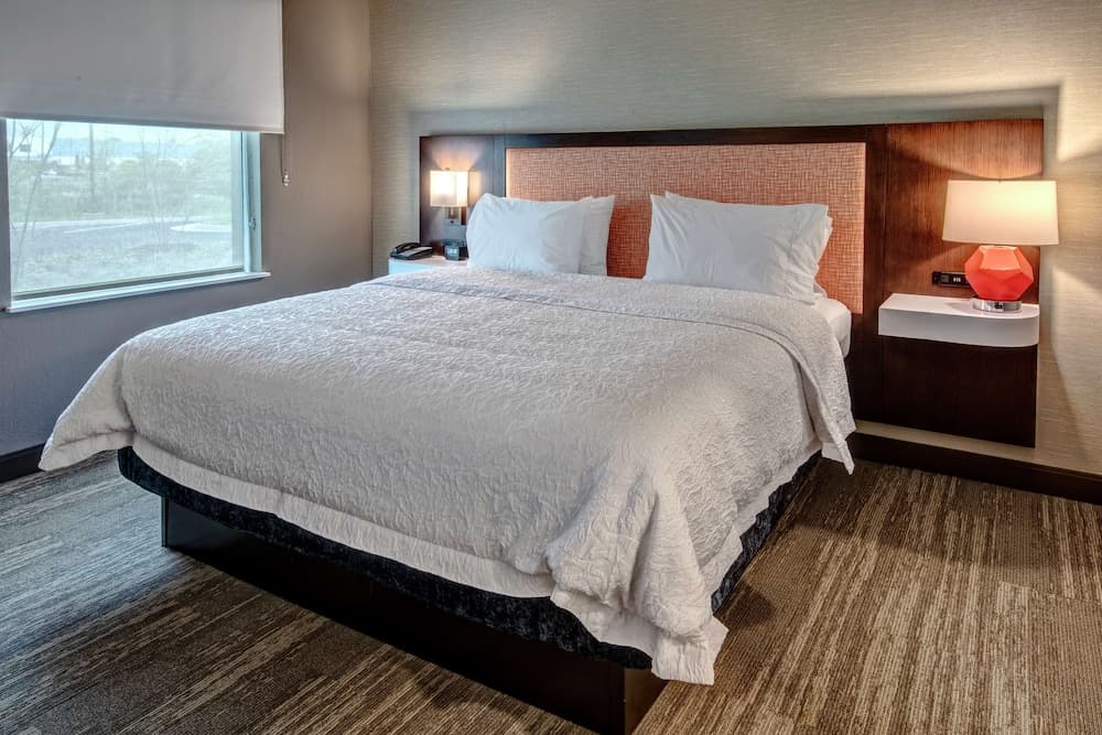 Hampton Inn & Suites Culpeper property views in Culpeper, VA — gallery photo 3
