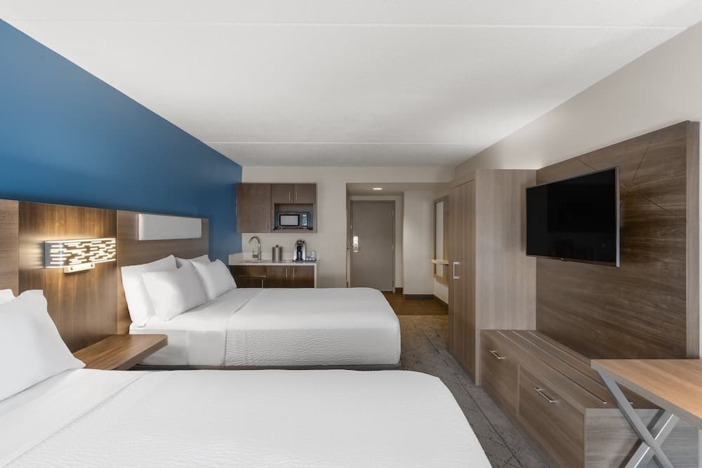 Holiday Inn Express Hotel & Suites Danbury - I-84 by IHG gallery photo in Danbury, CT — image 58