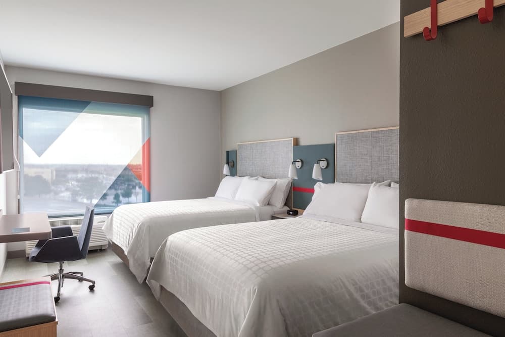 avid hotel Plano North by IHG interior in Plano, TX — gallery photo 2