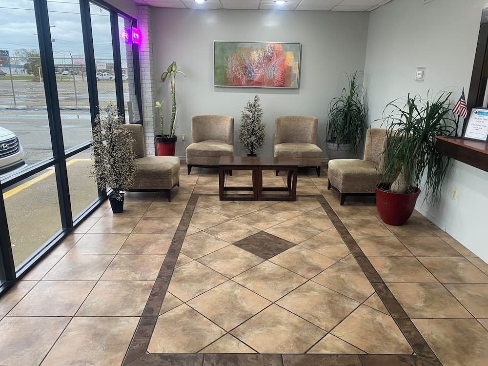 Pascagoula Extended Stay interior in Pascagoula, MS — gallery photo 2
