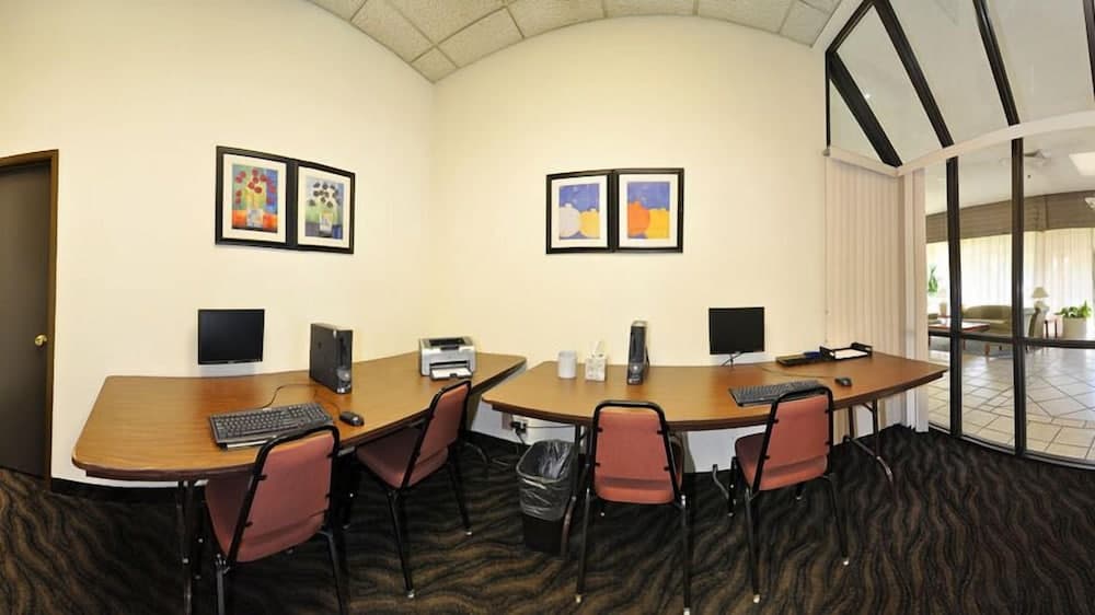 Stockton Inn gallery photo in Stockton, CA — image 7