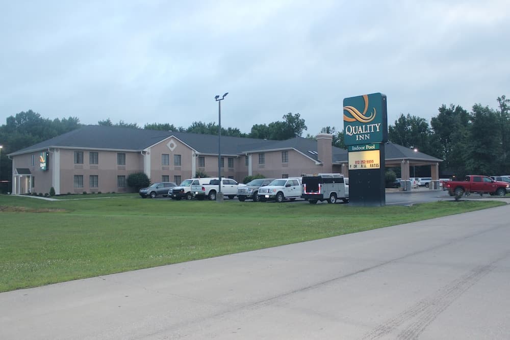 Quality Inn North Vernon near Hwy 50 featured exterior or lobby in North Vernon, IN — similar hotel