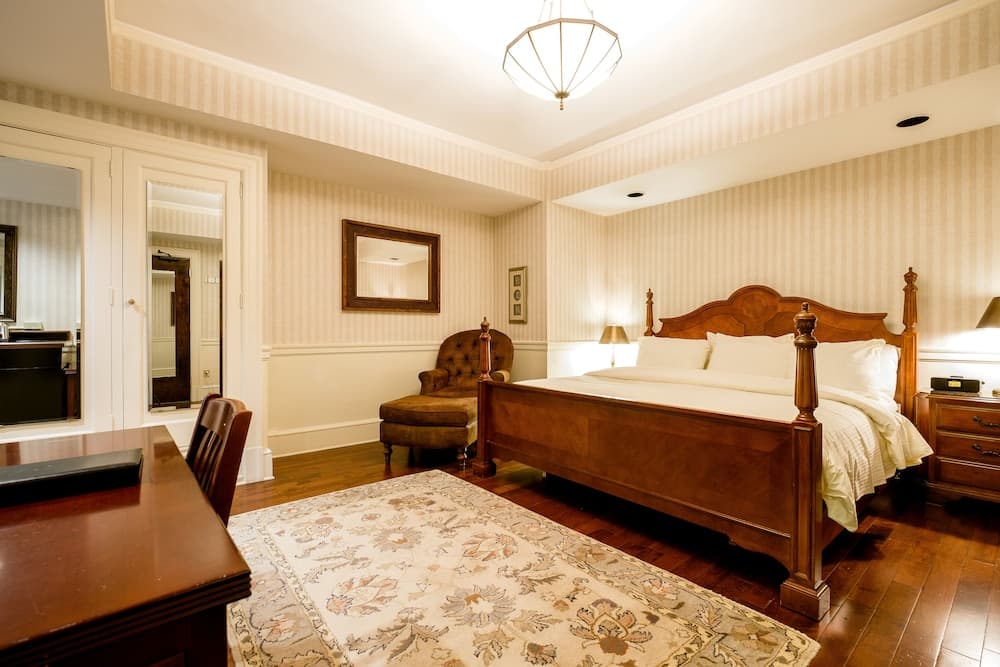 Hotel 340 gallery photo in St. Paul, MN — image 20