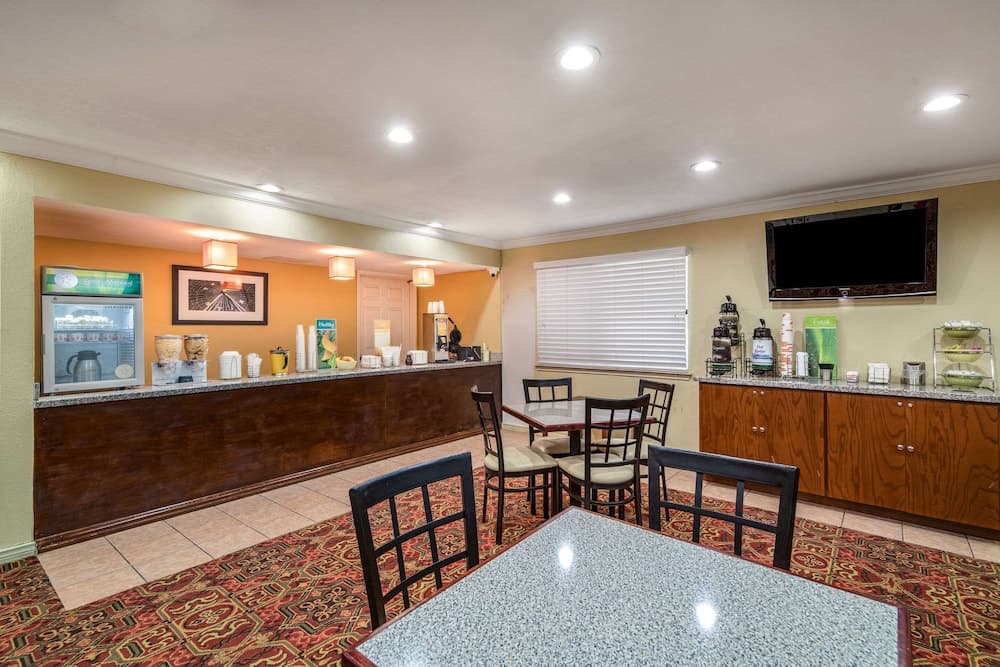 Quality Inn & Suites Garland - East Dallas gallery photo in Garland, TX — image 31