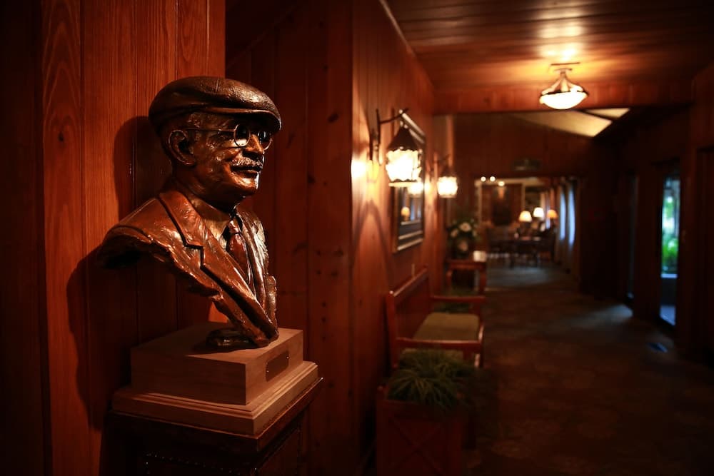 Pine Needles Lodge & Golf Club interior in Southern Pines, NC — gallery photo 2