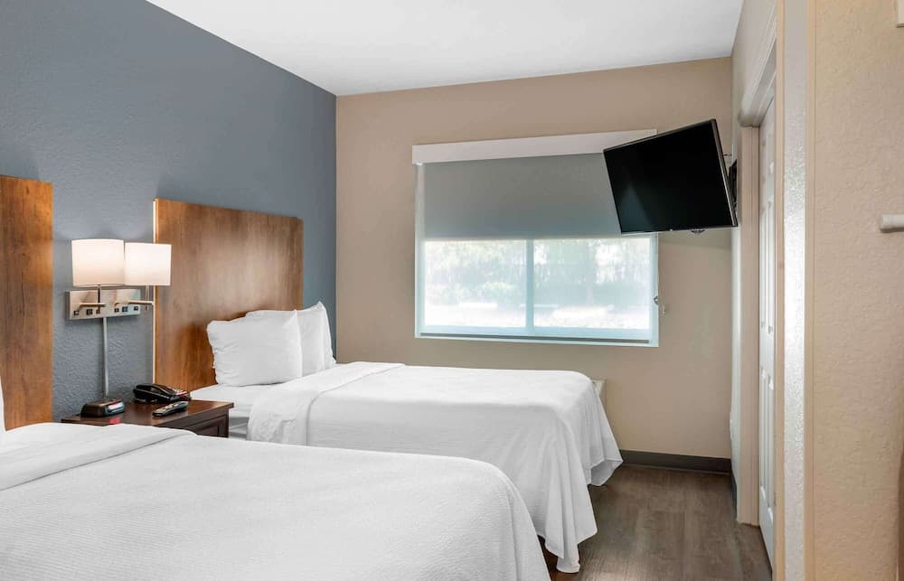 Extended Stay America Premier Suites Ft Lauderdale CypressCk gallery photo in Pompano Beach, FL — image 19