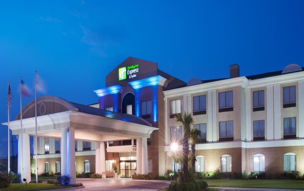 Holiday Inn Express Hotel & Suites Orange by IHG property views in Orange, TX — gallery photo 3