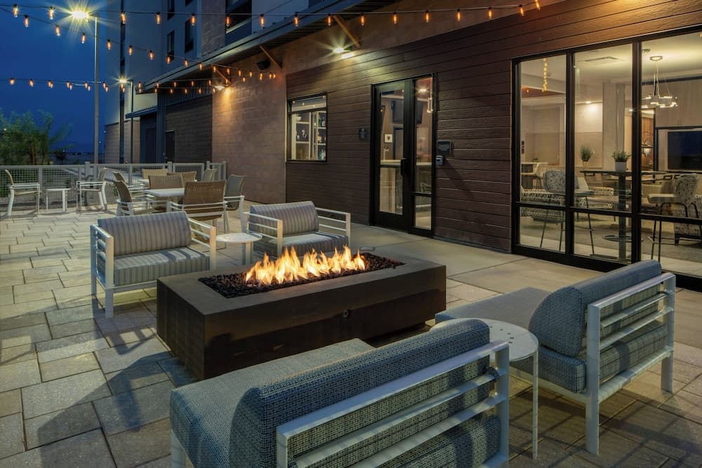 Towneplace Suites By Marriott Surprise Prasada gallery photo in Surprise, AZ — image 8