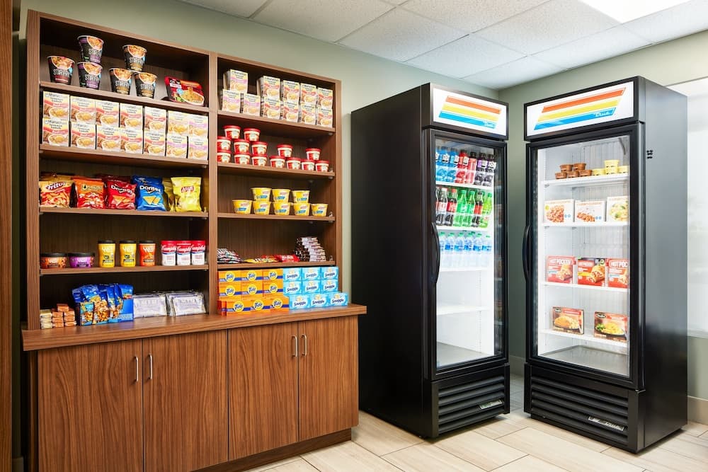 Holiday Inn Express Hotel & Suites Panama City-Tyndall by IHG gallery photo in Panama City, FL — image 15