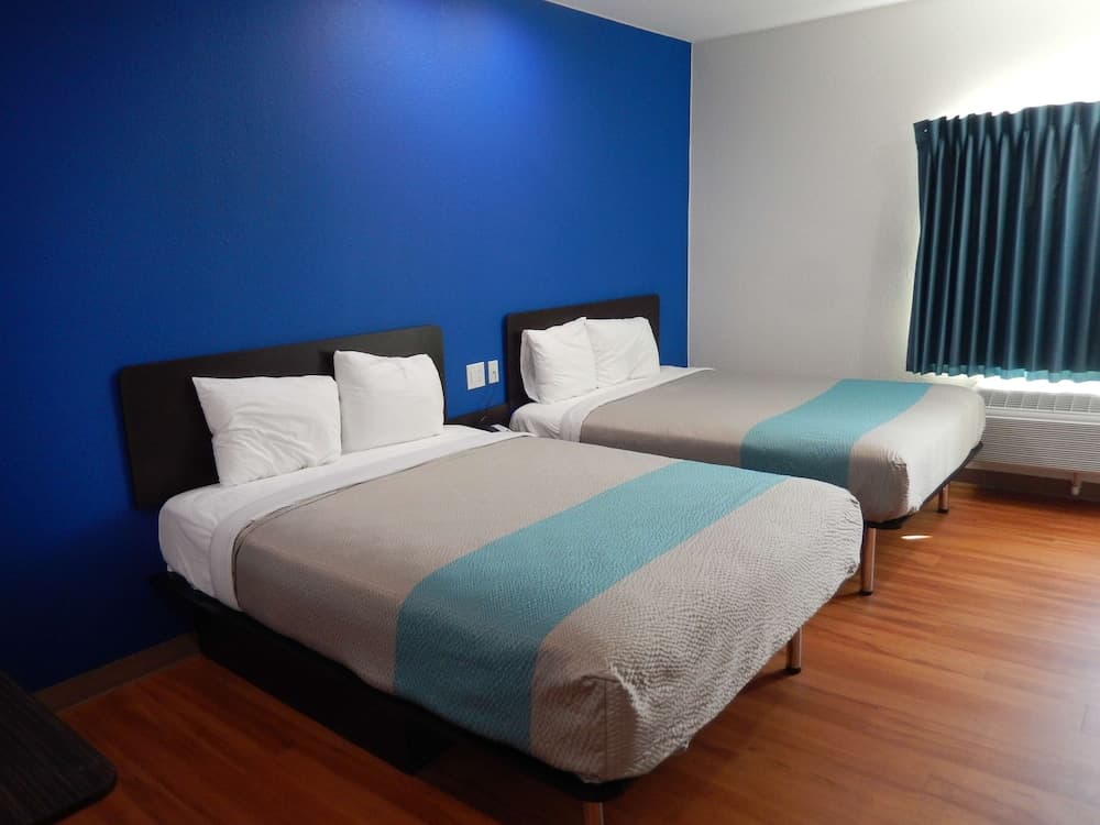 Stay Inn & Suites property views in Houston, TX — gallery photo 3