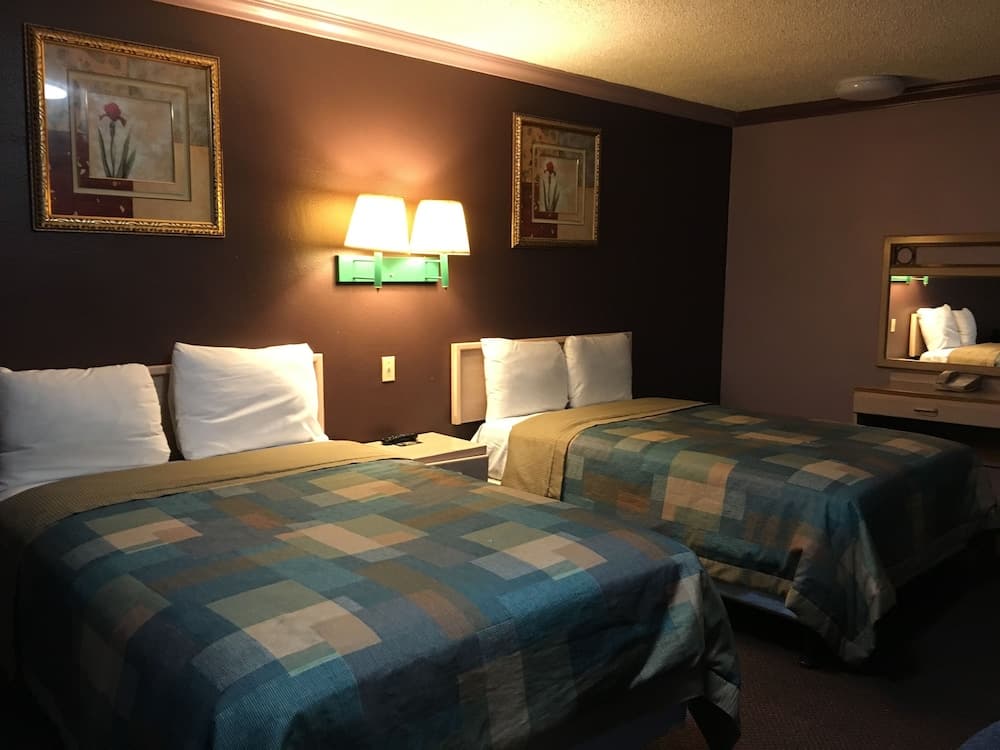 Hollywood Stars Inn - In Los Angeles (Hollywood) interior in Los Angeles, CA — gallery photo 2