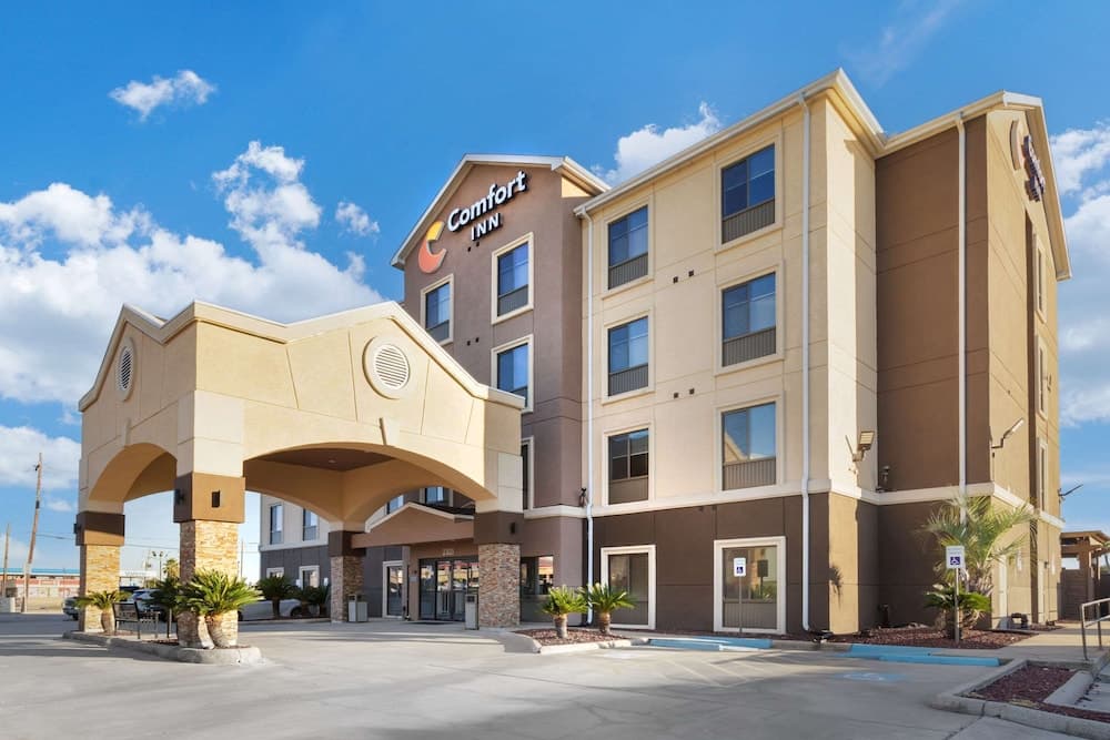 Comfort Inn Orange I-10 featured exterior or lobby in Orange, TX — similar hotel