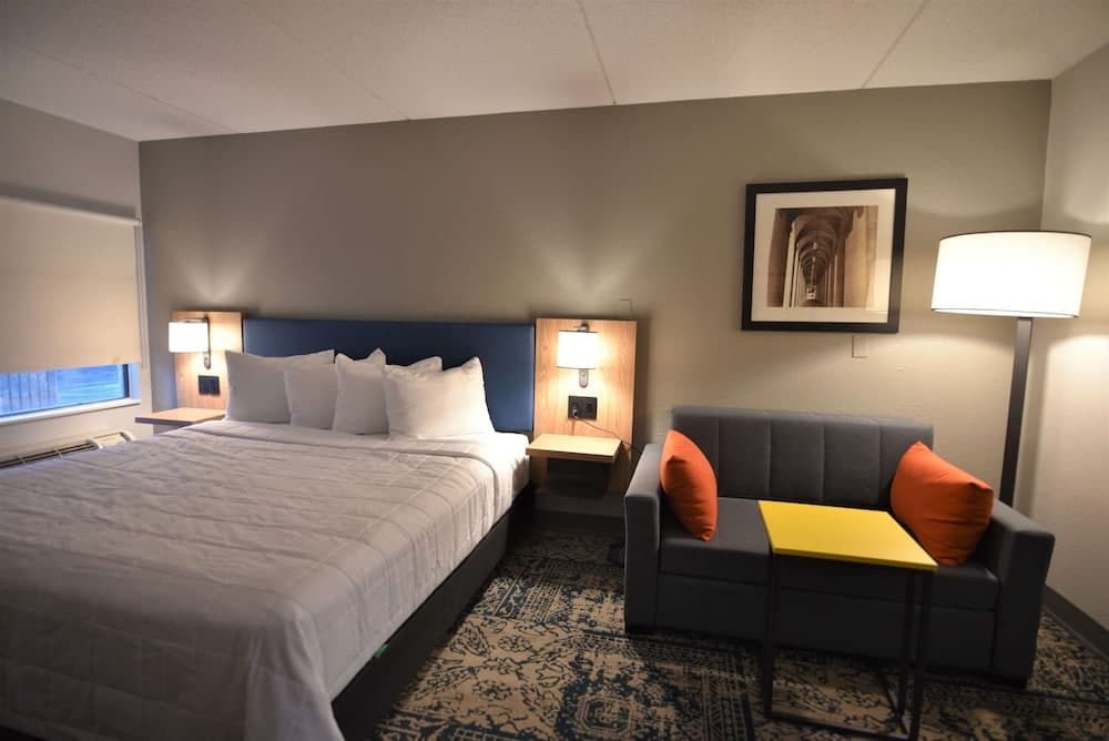 Baymont by Wyndham Pine Grove I-81 gallery photo in Pine Grove, PA — image 32