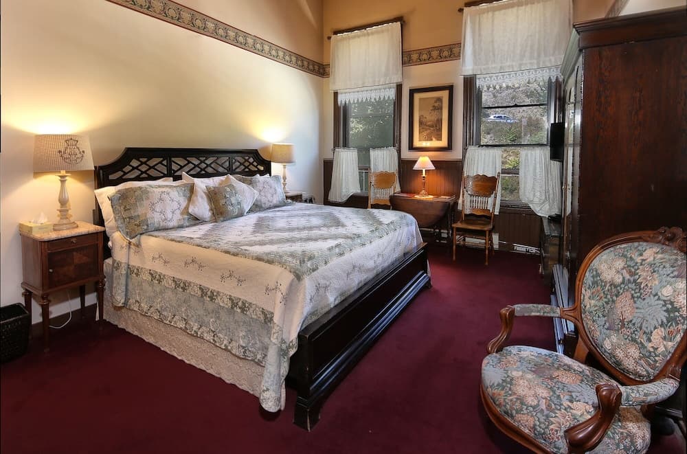 Palace Hotel Port Townsend gallery photo in Port Townsend, WA — image 10