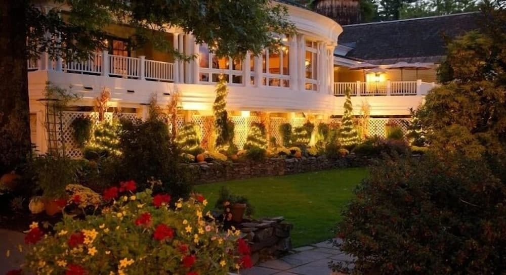 The Grand at Bedford Village Inn gallery photo in Bedford — image 9