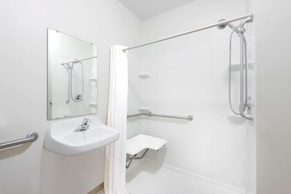 Hawthorn Extended Stay by Wyndham Seville gallery photo in Seville, OH — image 13