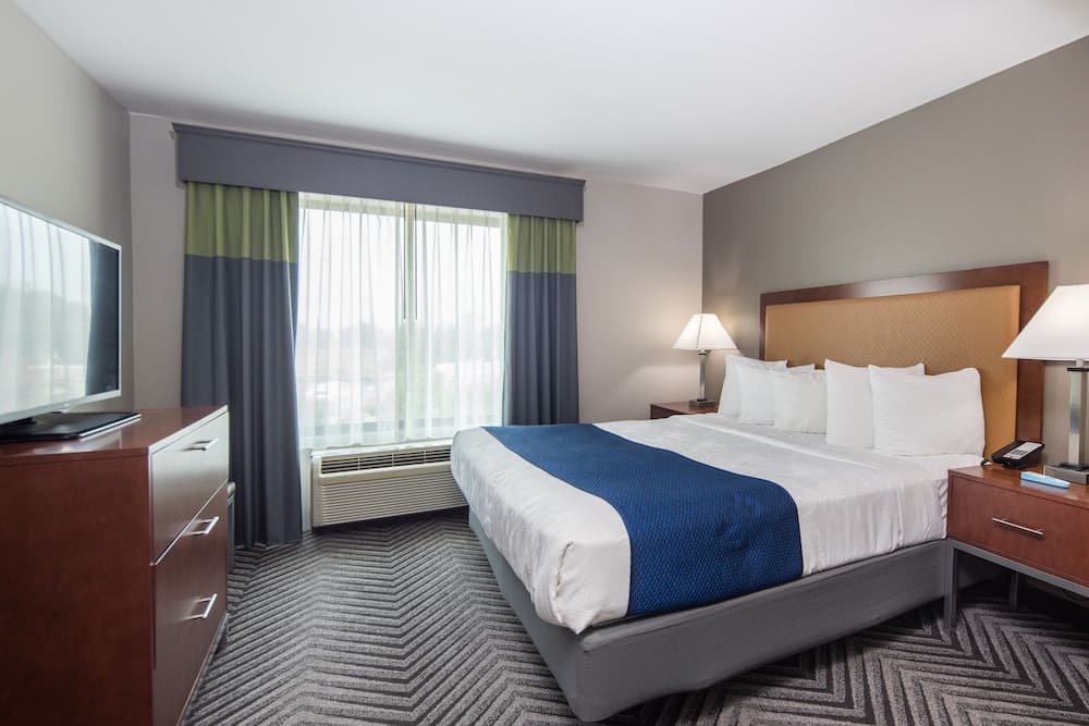 Best Western Inn & Suites San Mateo - San Francisco Airport gallery photo in San Mateo, CA — image 28