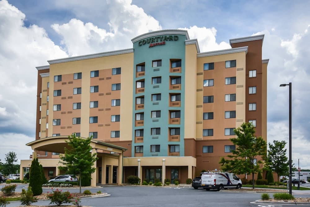 Courtyard Marriott Concord gallery photo in Concord, NC — image 5