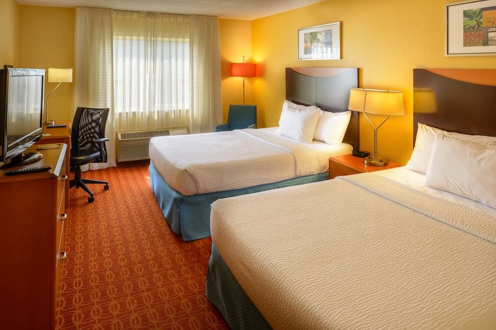 Fairfield Inn by Marriott Indianapolis South property views in Indianapolis, IN — gallery photo 3