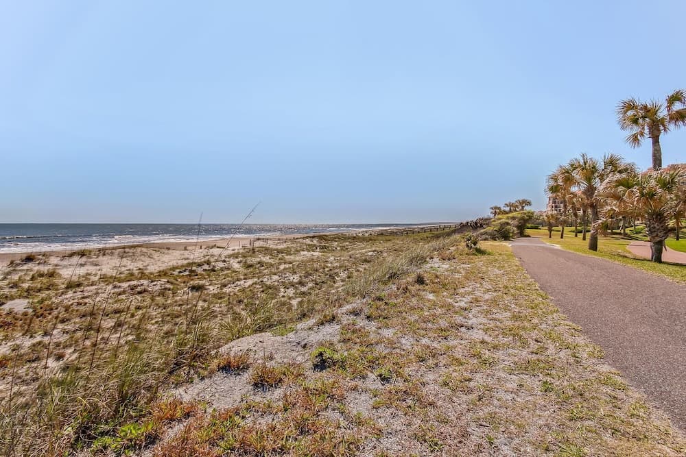 1606 Sea Dunes interior in Fernandina Beach, FL — gallery photo 2