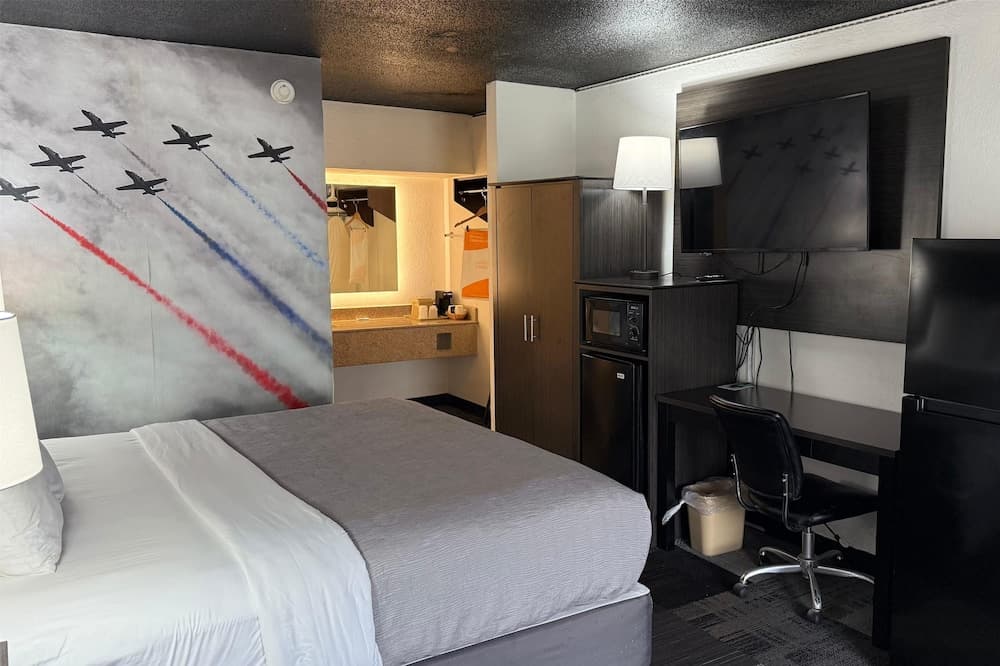 Eglin Extended Stay Hotel, a Howard Johnson by Wyndham — hotel in Niceville, Florida