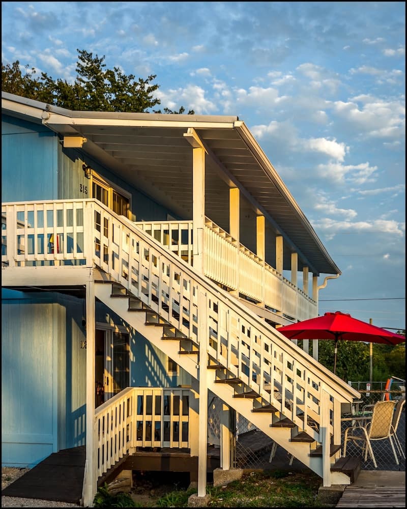 Marina Inn & Event Center featured exterior or lobby in Branson, MO — similar hotel
