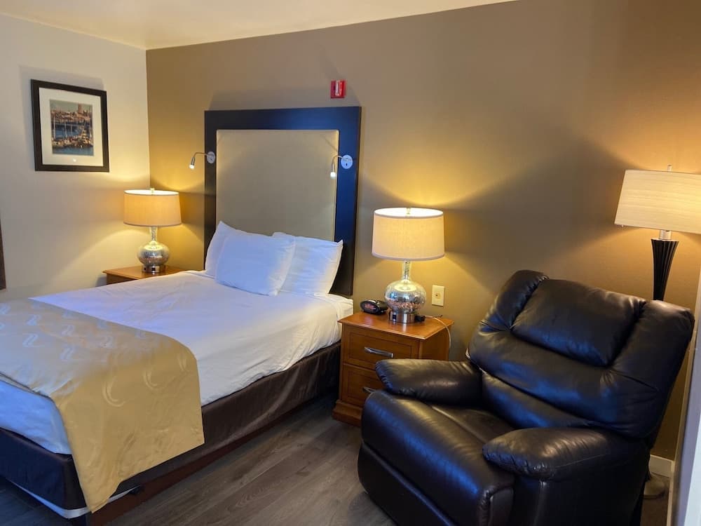 Toppenish Inn and Suites gallery photo in Toppenish, WA — image 8