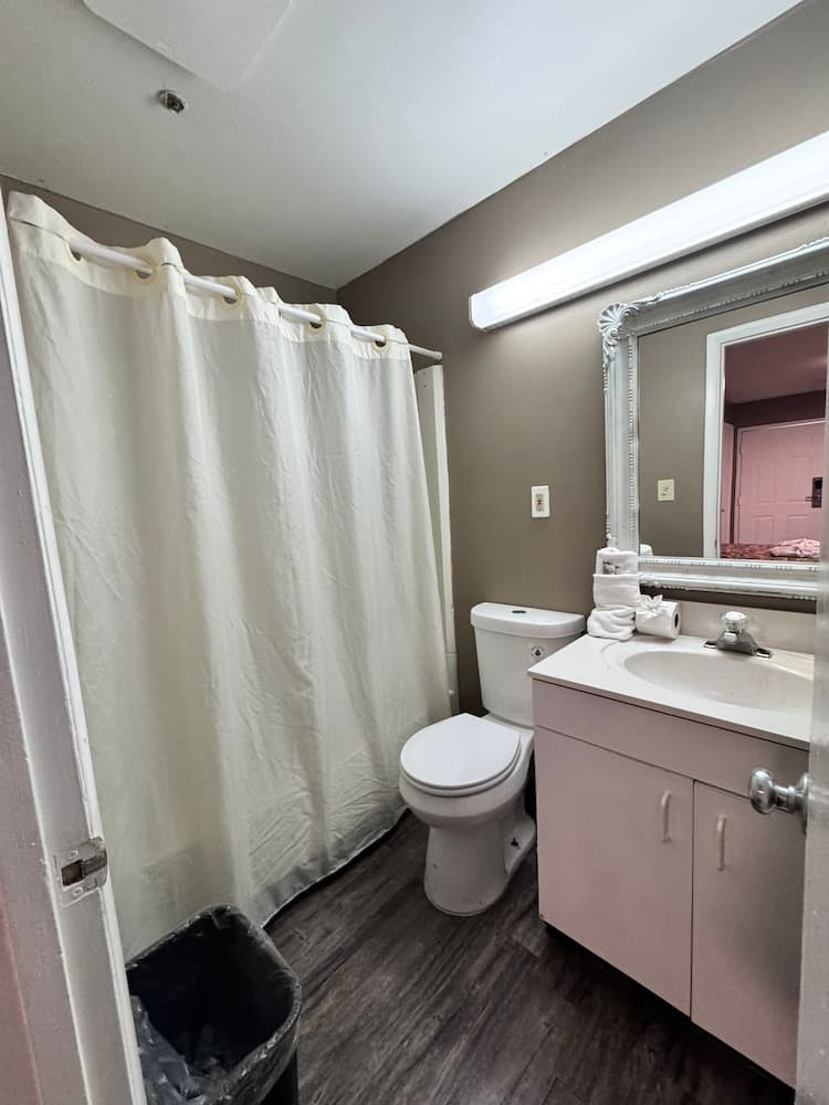 Live In Lodge property views in Marietta, GA — gallery photo 3