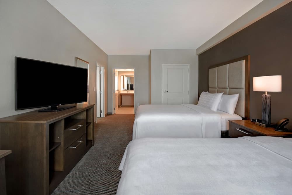 Homewood Suites by Hilton Orlando at Flamingo Crossings gallery photo in Winter Garden, FL — image 17