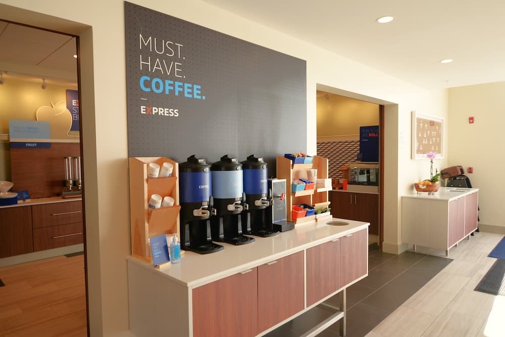 Holiday Inn Express & Suites Onalaska La Crosse Area by IHG gallery photo in Onalaska, WI — image 18