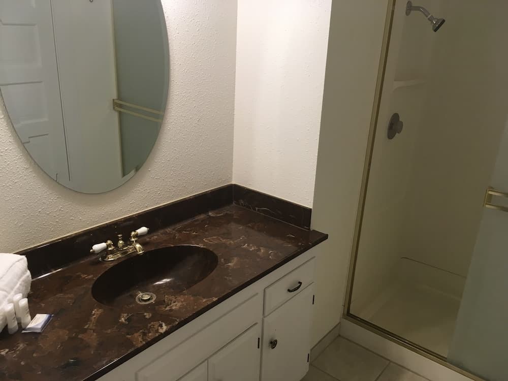 Hotel Burgess gallery photo in Reedley, CA — image 6