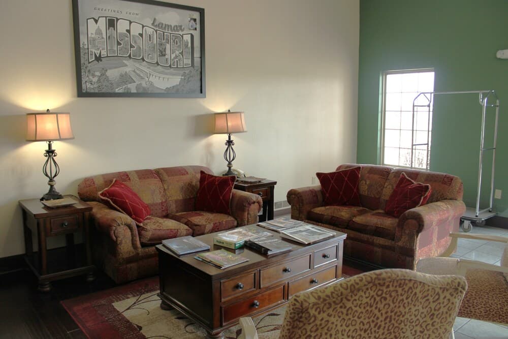 Boarders Inn & Suites featured exterior or lobby in Lamar, MO — similar hotel